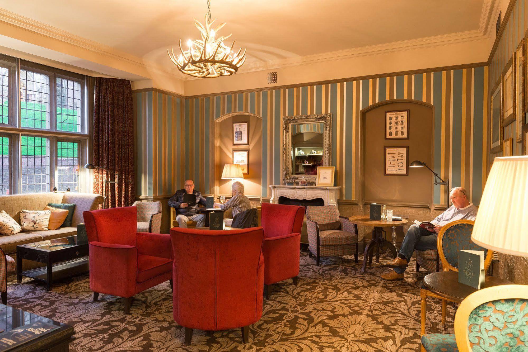 The Crown Manor House Hotel Lyndhurst Exterior foto
